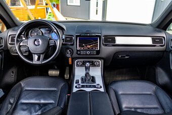 VW Touareg 3,0 V6 TDI 8AT (webasto, panoráma,el.ťažné, koža) - 5