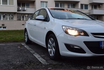 Opel Astra sedan benzín + LPG (od výroby) - 5