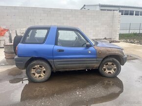 Toyota rav4 - 5