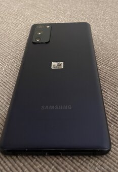 Samsung galaxy S20 FE - bez poškodení  - 5