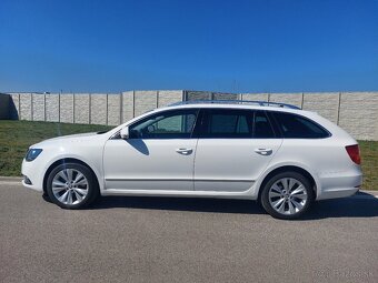 Škoda Superb Combi 2.0 TDI DSG 4X4 - 5