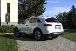 Infiniti QX70 3.0D Premium 175kw AT7 - 5