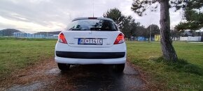 peugeot 207 , 1,4  70KW, rok 2012 - 5