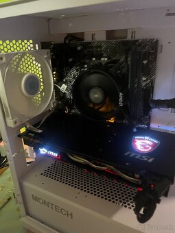 Ryzen 5 1600,16gb , gtx 1070ti msi Armor - 5