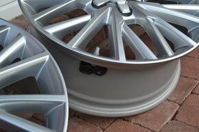 5x114,3 R18 Hlinikove disky Original Toyota C-HR - 5