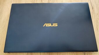 ASUS Zenbook 15 UX534F - 5