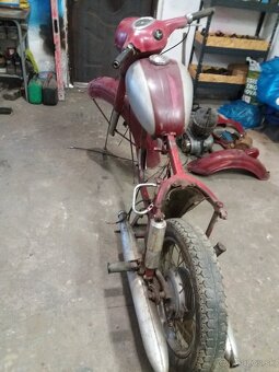 Jawa 250 - 5