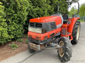 Japonský malotraktor Kubota GL260, 26Hp, 4x4 - 5