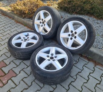 Alu Kola 5x112 A3 A4 Golf Passat Octavia Leon 235/45R17 - 5