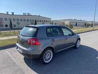 Volkswagen Golf 5 1.9TDI 77kw - 5