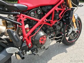 Ducati 999s - 5