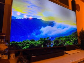 Samsung 4k UHD 50  Smart TV  125cm " - 5