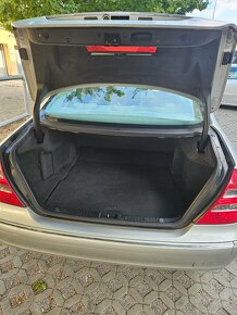 Mercedes Benz e320 CDI Elegance A/T - 5