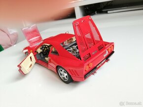 1:18 FERRARI GTO Bburago - 5