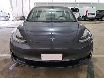 Tesla model 3 LR,bílý inter, tep.čerpadlo, záruka, autopilot - 5