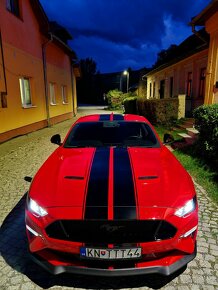 Ford Mustang 5.0 GT V8 - 5