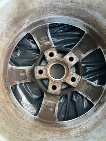 Mazda 5x114,3 r15 195/65/15 - 5