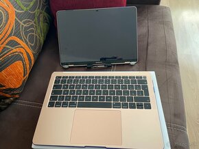 MacBook Air A1932 N/D - 5