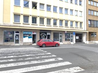 Obchodné priestory s výkladom, 38m2, Mojmírová ul., centrum - 5