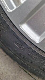 Alukolesa s letnymi pneu 235/55R17 - 5