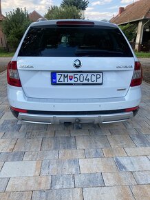 Škoda octavia scout 2,0TDI - 5