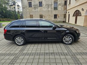 Škoda Octavia Combi 2.0 TDI M6 DVD Koža R16 - 5