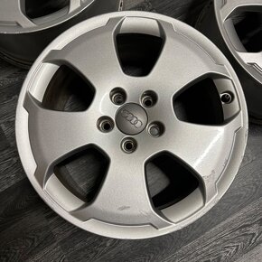 Alu AUDI A3 5x112 17” 8P0601025C - 5