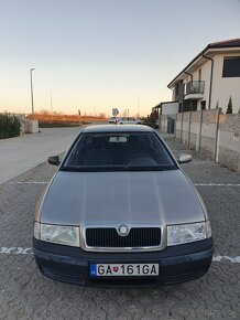 Škoda Octavia 1 AA Sedan - 5