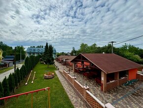 MAĎARSKO - MEZŐKÖVESD  PENZIÓN S 11 APARTMÁNMI, TERASA, ALTÁ - 5