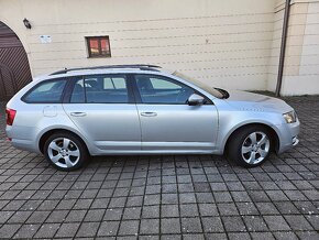 Škoda Octavia Combi 1.6 TDI M5 Ambiton DVD Navi R17 Orig. KM - 5