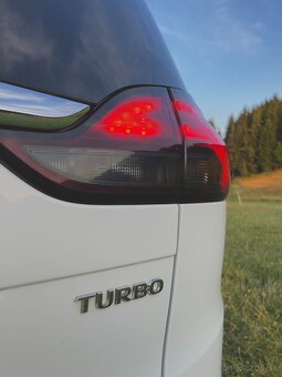 Opel Zafira C Tourer 1.4 turbo benzín, 2015 - 5