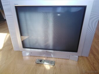 CRT Panasonic - 5