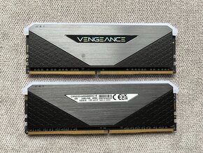 DDR4 RAM Kit 2x16GB Desktop - 5