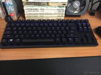 Predám Razer Huntsman v2 optical TKL red - 5