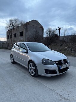 Volkswagen Golf V 2.0tdi 103kw - 5