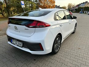 Hyundai ioniq 1,6 hybrid plugin 2022 27000km - 5