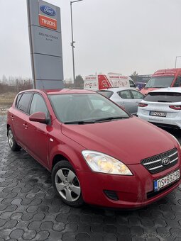 Kia Cee´d 1.4 - 5