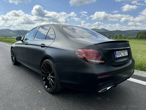 Mercedes Benz E trieda E220d 4Matic 143Kw 70 000km - 5