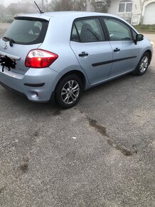 Toyota Auris  1,3benzin - 5