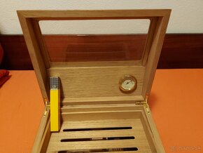 Luxusný humidor v 100% stave. Cohiba grátis - 5