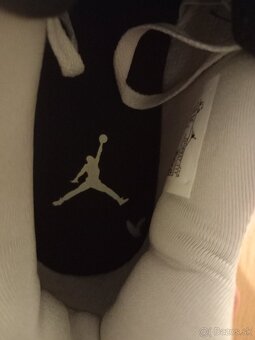 Jordan 4 - 5