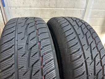 215/60R17 zimne - 5