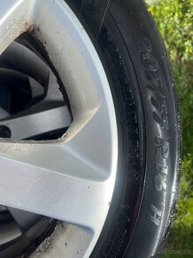 Predám Alu Škoda 5x112 R16 205/55 R16 zimné - 5