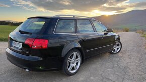 Audi A4 2,0 TDi Quattro S-LINE - 5