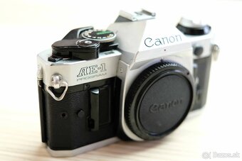 Canon AE-1 Program a dva objektívy - 5