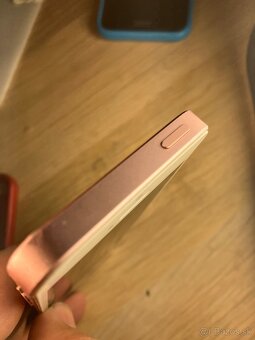 iPhone SE 16GB novy battery - 5