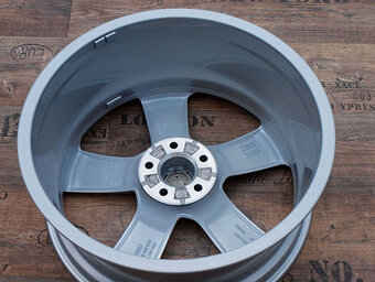 20" Alu kola = 5x112 = AUDI Q5 = S LINE – NOVÉ - ORIGINÁL - 5