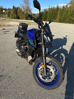 Yamaha MT 07 - 5