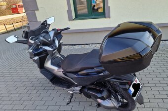 Honda Forza 300 , 11600km, r.v. 2019 - 5