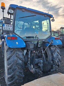 New Holland T5060 s čelným nakladačom - 5